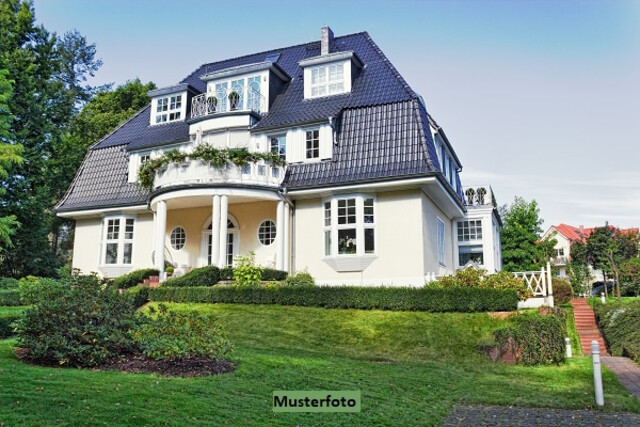 Einfamilienhaus der Extraklasse mit viel Platz und Komfort