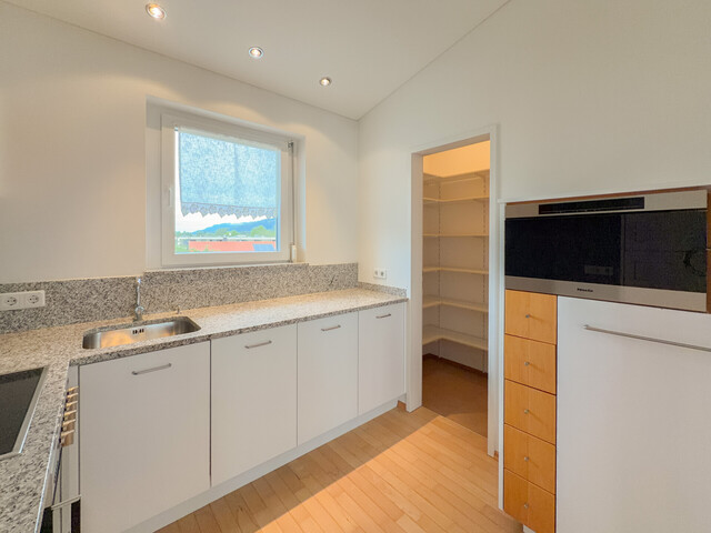 Lichtdurchflutete 4-Zimmer-Maisonette mit Terrasse in Lauterach