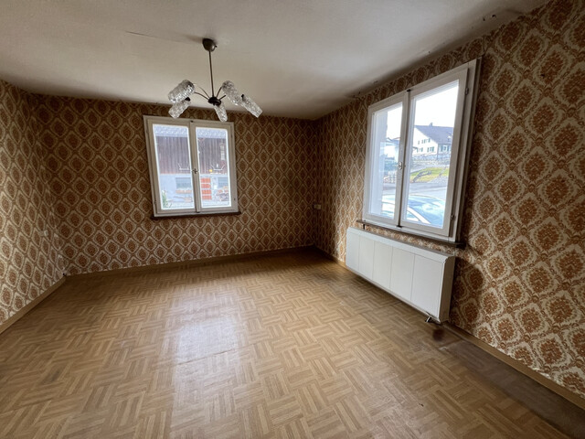 CHARMANTES EINFAMILIENHAUS IN SONNIGER LAGE