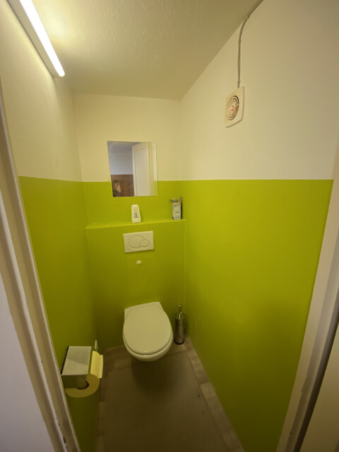 "ohne Provision" geräumige, teilmöblierte 4,5 Zimmer Wohnung