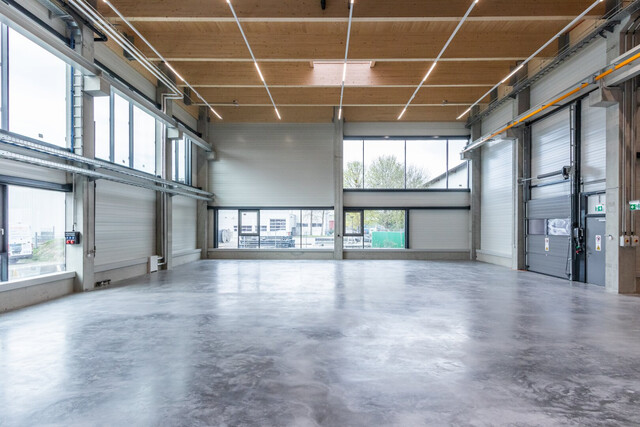 Moderne Produktions- und Lagerhalle mit möblierter Bürofläche 1.340 m² - nachhaltiger Gewerbebau R2 - Industriepark Runa in Feldkirch-Altenstadt