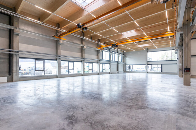 Moderne Produktions- und Lagerhalle mit möblierter Bürofläche 1.340 m² - nachhaltiger Gewerbebau R2 - Industriepark Runa in Feldkirch-Altenstadt