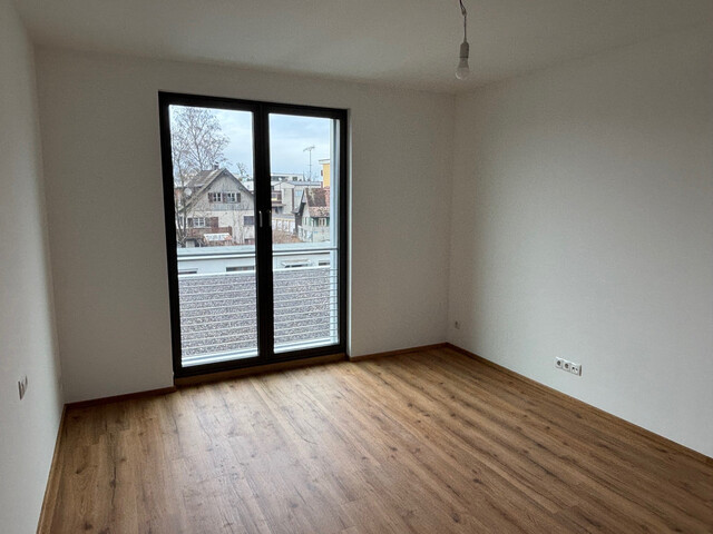 Attraktive Neubauwohnungen in saniertem Wohn- und Geschäftshaus