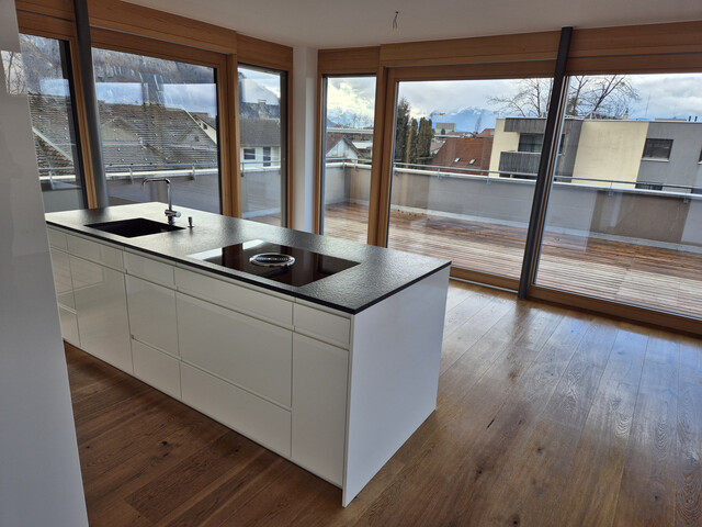 Ruhige Penthouse-Wohnung in Dornbirn Hatlerdorf mit Blick auf die Schweizer Berge