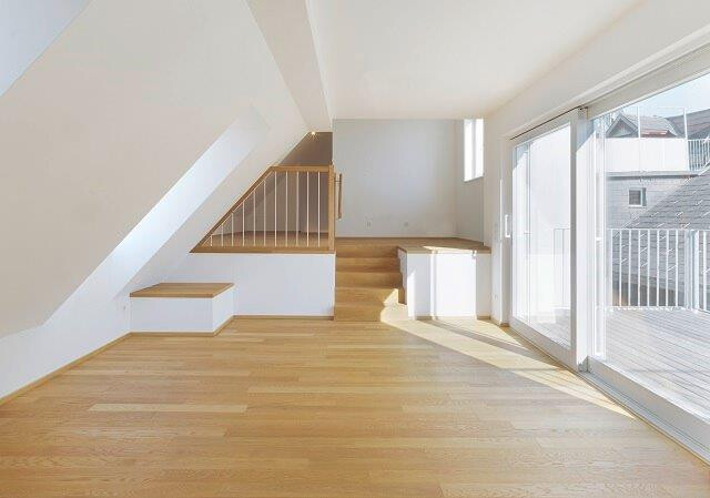 Traumhafte Wohnung mit Balkon und Dachterrasse in Top-Lage!