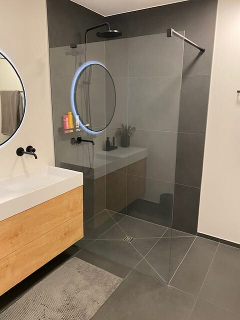 Gartenwohnung mit Terrasse, Garten und Tiefgaragenplatz