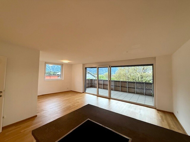 Hochwertige  4- Zimmer Wohnung in Bludesch mit viel Sonne