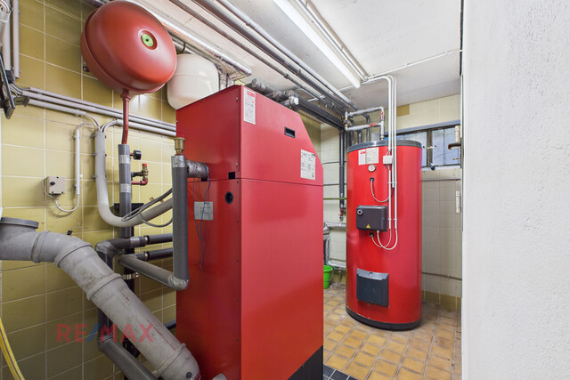 Panoramablick inklusive – Zweifamilienhaus mit Potenzial für Ihre Ideen