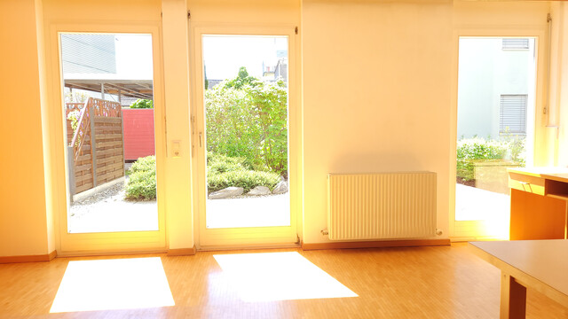 Teilmöblierte Grenznahe 1 Zimmer Garten Wohnung 