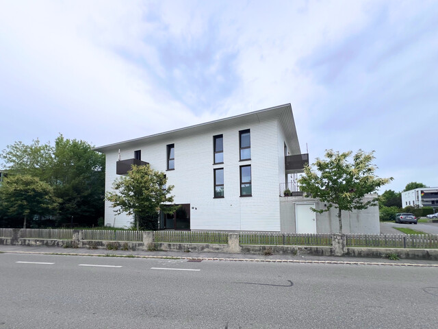 stilvolle 2-Zi-Whg. mit großem Balkon zum MIETkauf