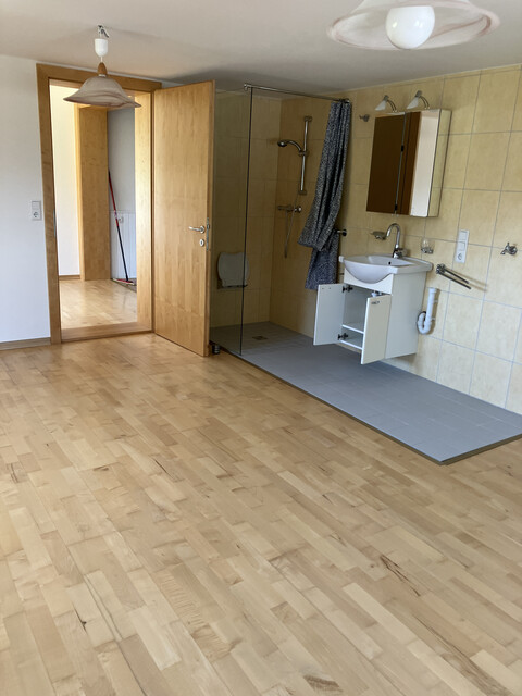 Schönes Einfamilienhaus in ruhiger Lage mit Seeblick zu vermieten