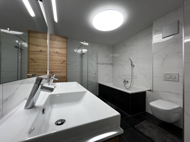 Neuwertige 4 Zimmer-Wohnung mit Garten in Fußach