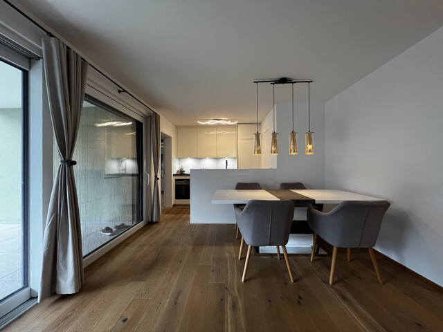 Neuwertige 4 Zimmer-Wohnung mit Garten in Fußach