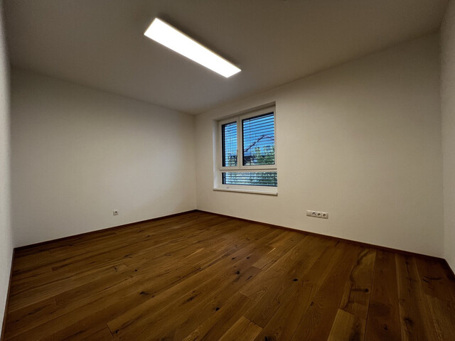 Neuwertige 4 Zimmer-Wohnung mit Garten in Fußach