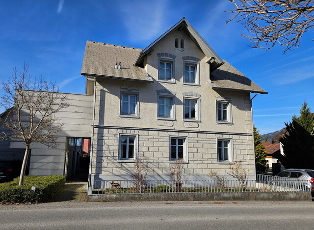 Mehrfamilienhaus mit 4 exklusiven Wohnungen zu verkaufen!