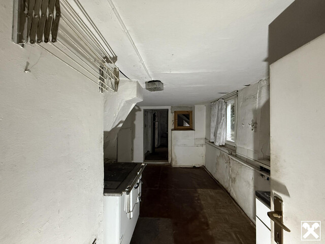 Abrisshaus in guter Lage - Platz für Ihre Visionen!