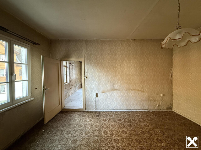 Abrisshaus in guter Lage - Platz für Ihre Visionen!