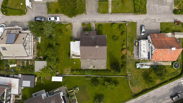 Charmantes Einfamilienhaus auf 703 m2 Grundstück – Raum für Ihre Wohnträume