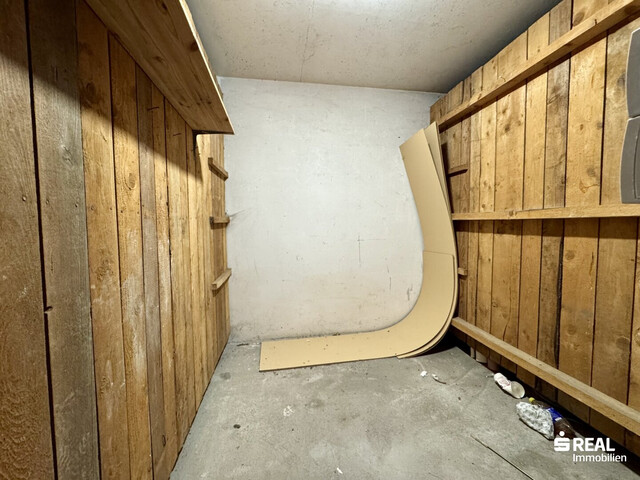 4-Zimmer-Wohnung mit Balkon & Garagenbox in ruhiger Lage