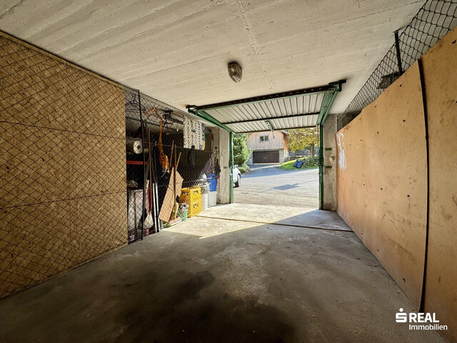 4-Zimmer-Wohnung mit Balkon & Garagenbox in ruhiger Lage