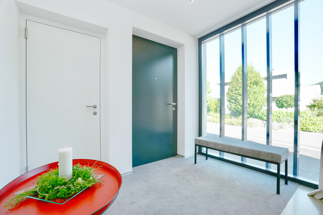 Exklusives Einfamilienhaus mit großzügigem Garten in ruhiger Lage von Koblach