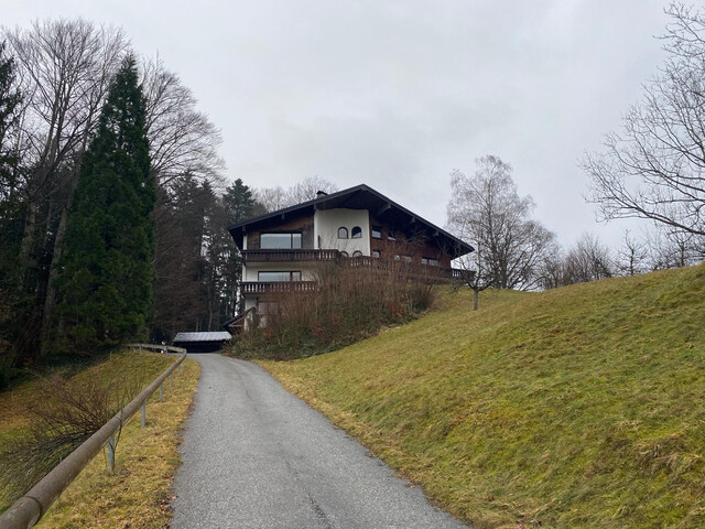 Beeindruckendes Einfamilienhaus in Alleinlage mit Ausblick - Ortsnah im Mittelbregenzerwald