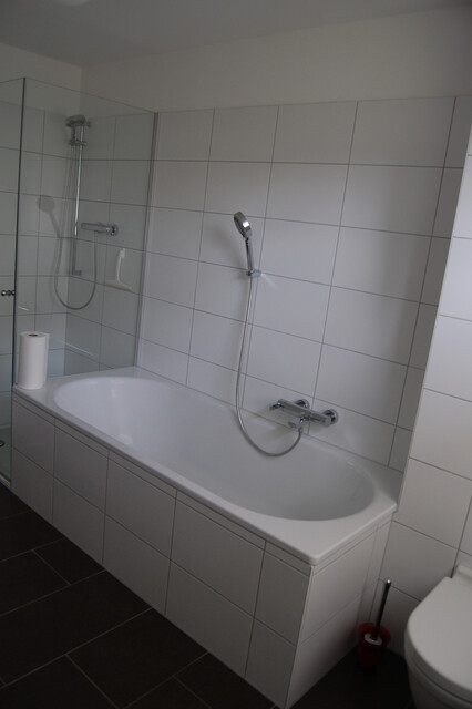 Klug durchdachte  3 Zimmerwohnung mit Garten in Seenähe