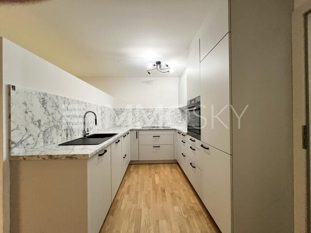 Hochwertige 3-Zimmer-Wohnung mit Carport und Terrasse