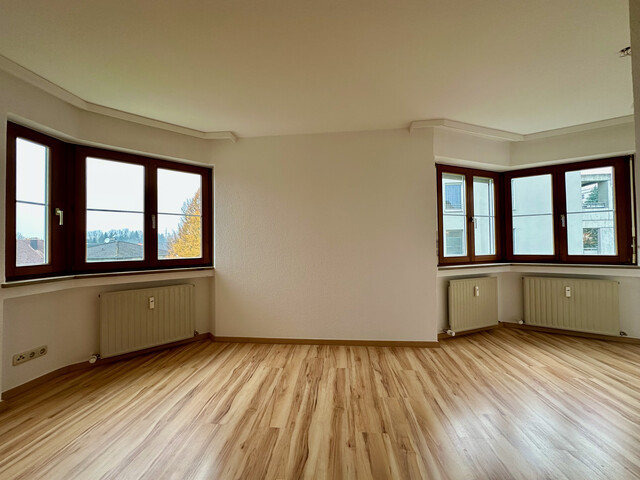 "ohne Provision" helle 2,5 Zimmer Wohnung 
