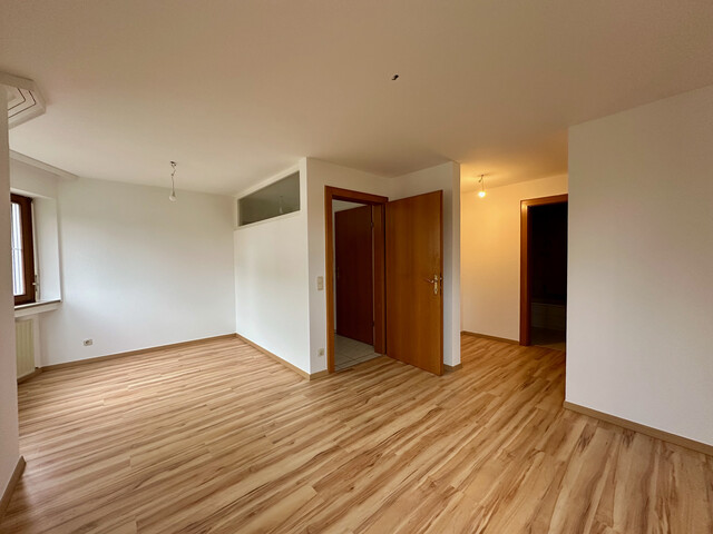 "ohne Provision" helle 2,5 Zimmer Wohnung 