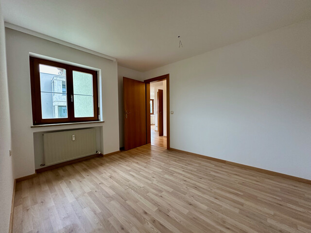 "ohne Provision" helle 2,5 Zimmer Wohnung 