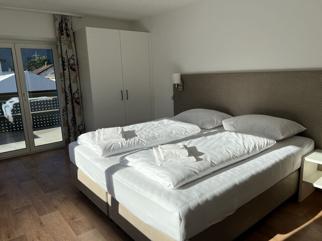 TOP SANIERTE STARTERWOHNUNG IN RUHIGER LAGE