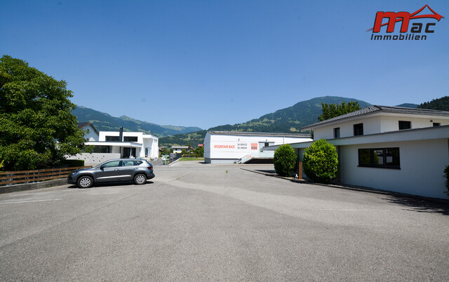 Attraktive Dachgeschoss-Wohnung hochwertig ausgebaut