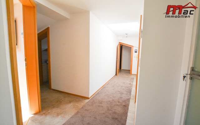 Attraktive Dachgeschoss-Wohnung hochwertig ausgebaut