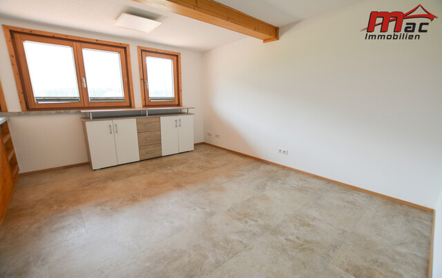 Attraktive Dachgeschoss-Wohnung hochwertig ausgebaut