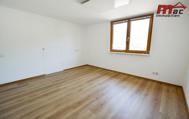Attraktive Dachgeschoss-Wohnung hochwertig ausgebaut