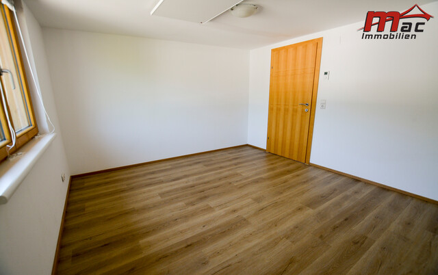 Attraktive Dachgeschoss-Wohnung hochwertig ausgebaut
