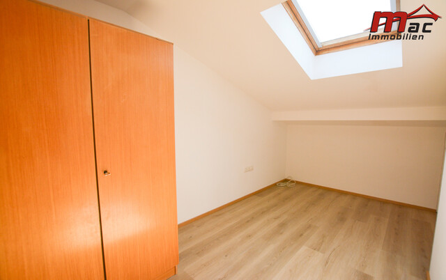 Attraktive Dachgeschoss-Wohnung hochwertig ausgebaut