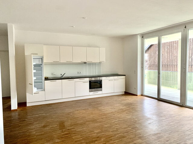 Viel Platz und Sonne!  3 Zimmer Wohnung mit großer Terrasse in Tosters , GRENZNAH!!!