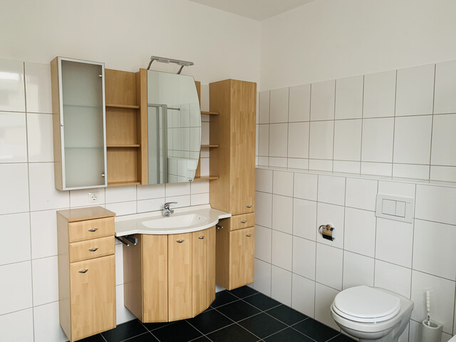 Viel Platz und Sonne!  3 Zimmer Wohnung mit großer Terrasse in Tosters , GRENZNAH!!!