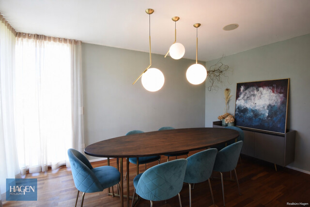 Hausgefühl inklusive – Stilvolle 4-Zimmer-Wohnung mit Gartenanteil im Zweiparteienhaus in Höchst