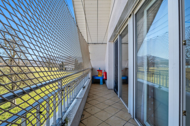 charmante und helle 4,5-Zimmer-Wohnung in Lauterach: Wintergarten mit Blick ins Grüne!