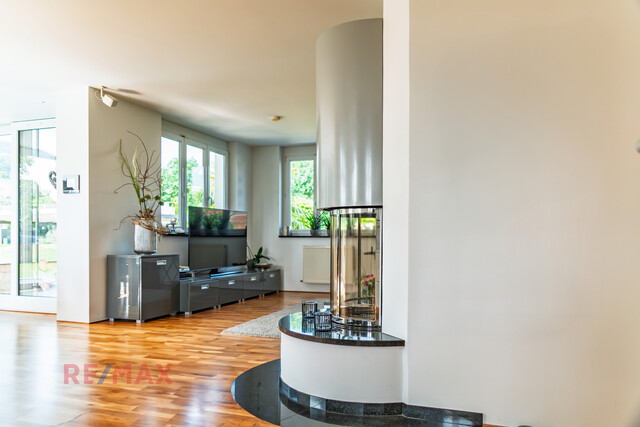 Exklusive Wohlfühloase – Elegantes Haus mit
Gartenidylle