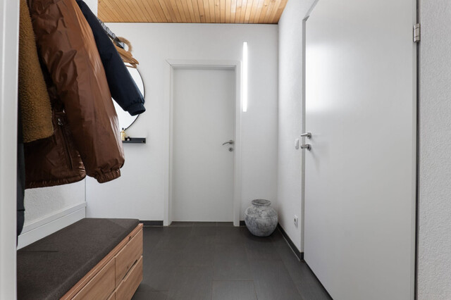 Wolfurt: Moderne 5-Zimmer-Dachgeschoss-Wohnung mit Terrasse, großem Privatgarten und 2 Autostellplätzen!