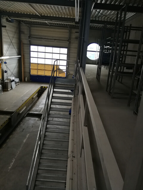 Werkstatt- / Lagerhalle mit hervorragender Anbindung zu vermieten