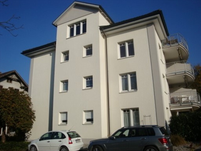 Lichtdurchflutete 2-Zimmerwohnung, 61 m², Ortsmitte Lustenau mit Tiefgarage und Balkon