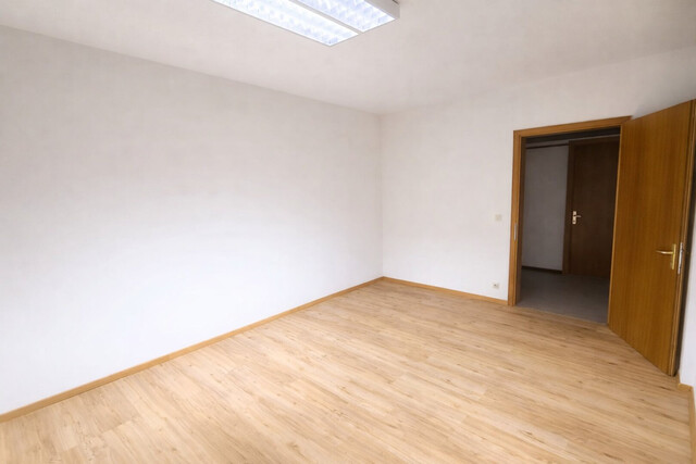 Helles Büro in Altach: 17 m² mit Parkplatz - Attraktive Möglichkeit für dein Unternehmen!