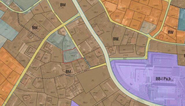 Großzügige 4 Zimmer Gartenwohnung 