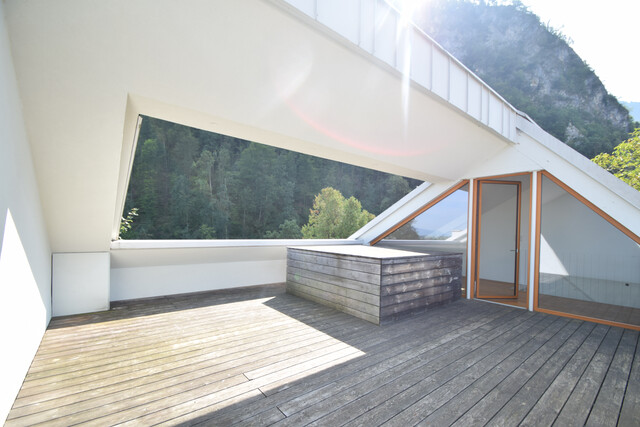 Genießen Sie urbanes Wohnen in Hohenems – schöne 2,5-Zimmer-Wohnung mit traumhafter Dachterrasse sucht neuen Mieter!
