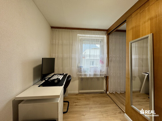 Großes Mehrfamilienhaus mit 5 Wohnungen